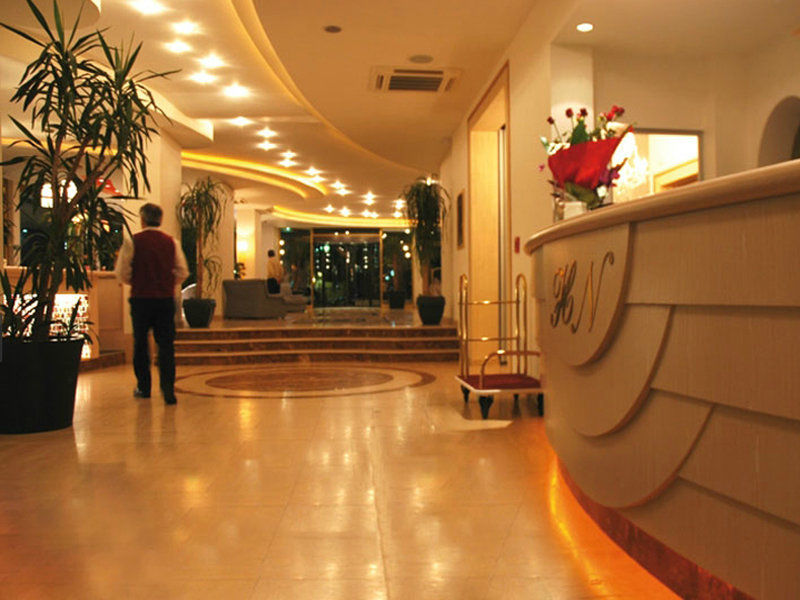 Hotel Nettuno Cervia Exterior foto