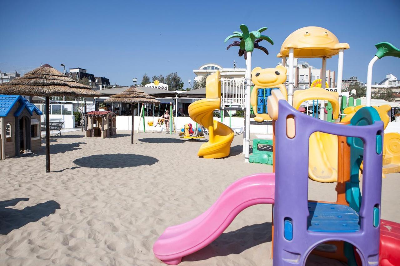 Hotel Nettuno Cervia Exterior foto