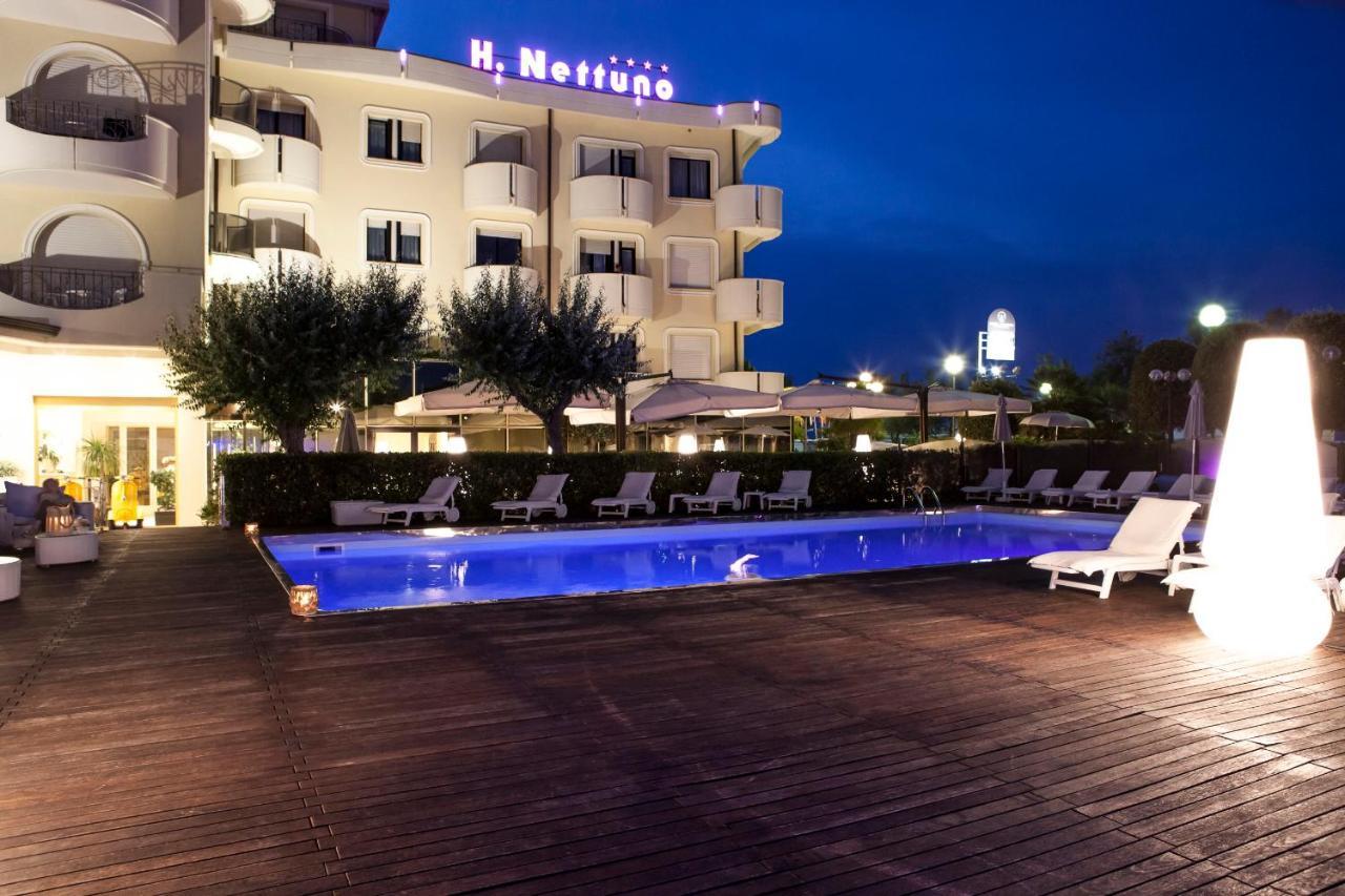 Hotel Nettuno Cervia Exterior foto